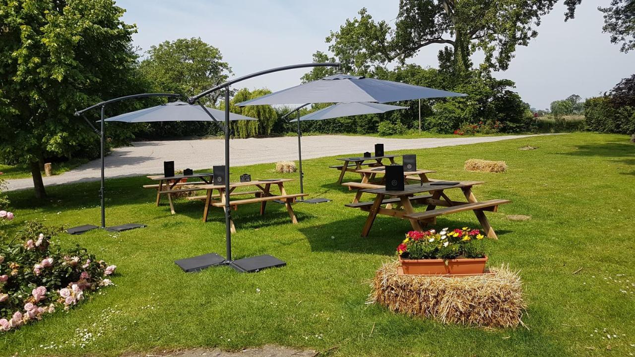 Au Cheval Noir Bed & Breakfast Quaëdypre Екстериор снимка